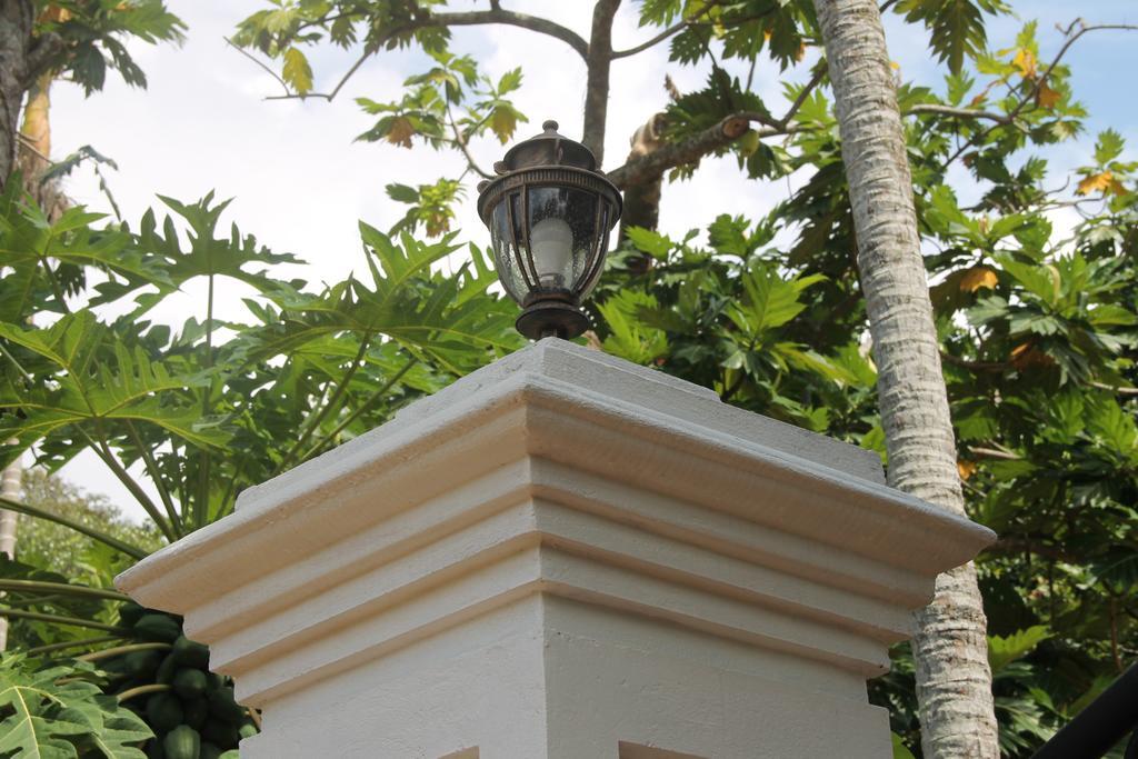 Siriniwasa Luxury Villa With Private Pool Induruwa Exterior foto